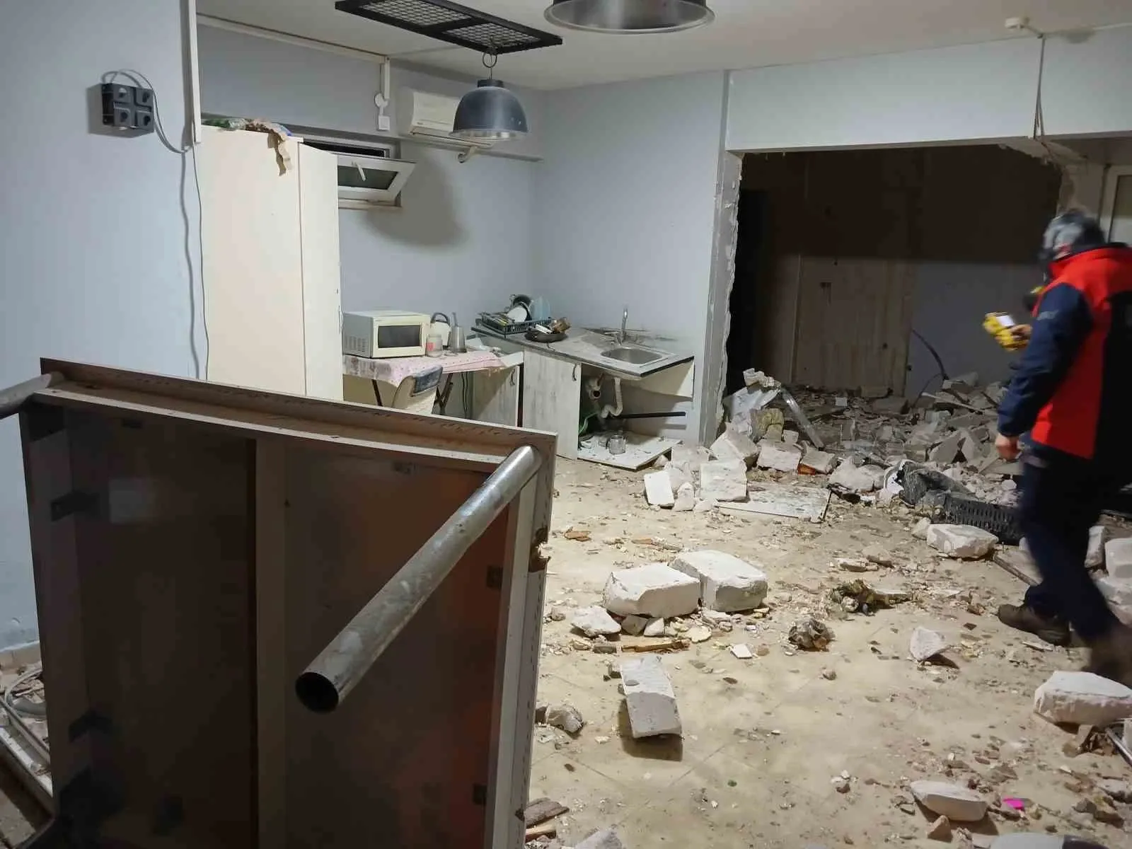 366042577 1770060951