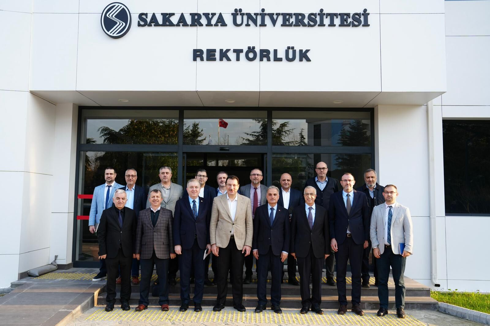 Ali İhsan Yavuz Ve Ertuğrul Kocacık Sau’de Paylaşım Toplantısına Katıldı (1)