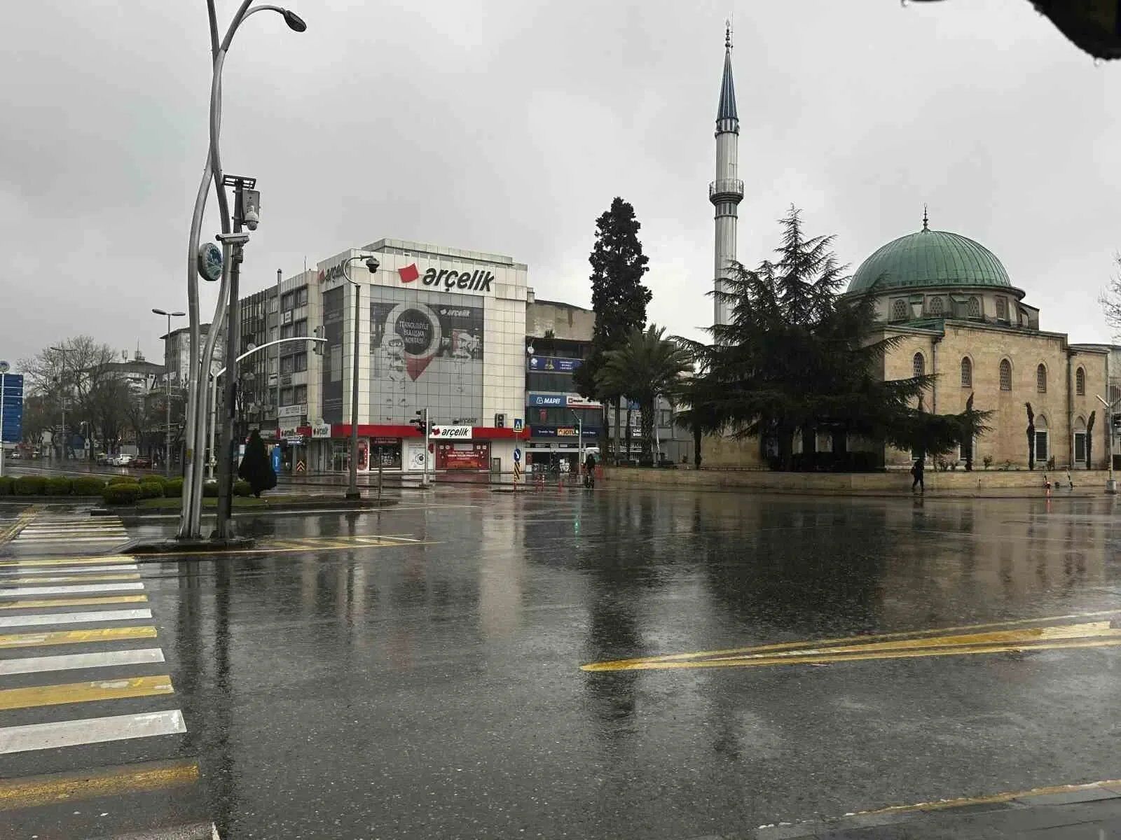 H D15 S1Xbo A Mg Io7