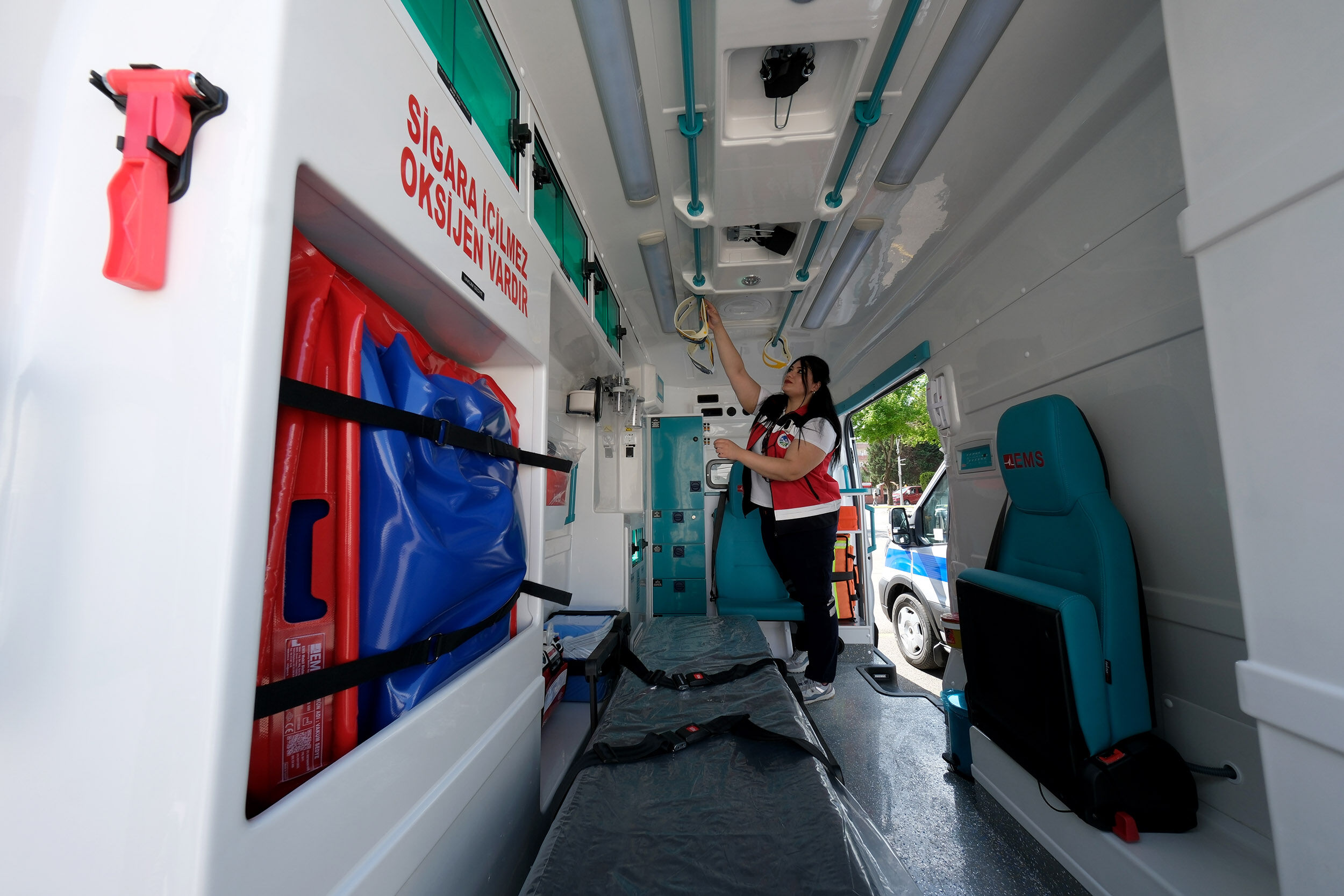 3 yeni hasta nakil ambulansı hizmete başladı