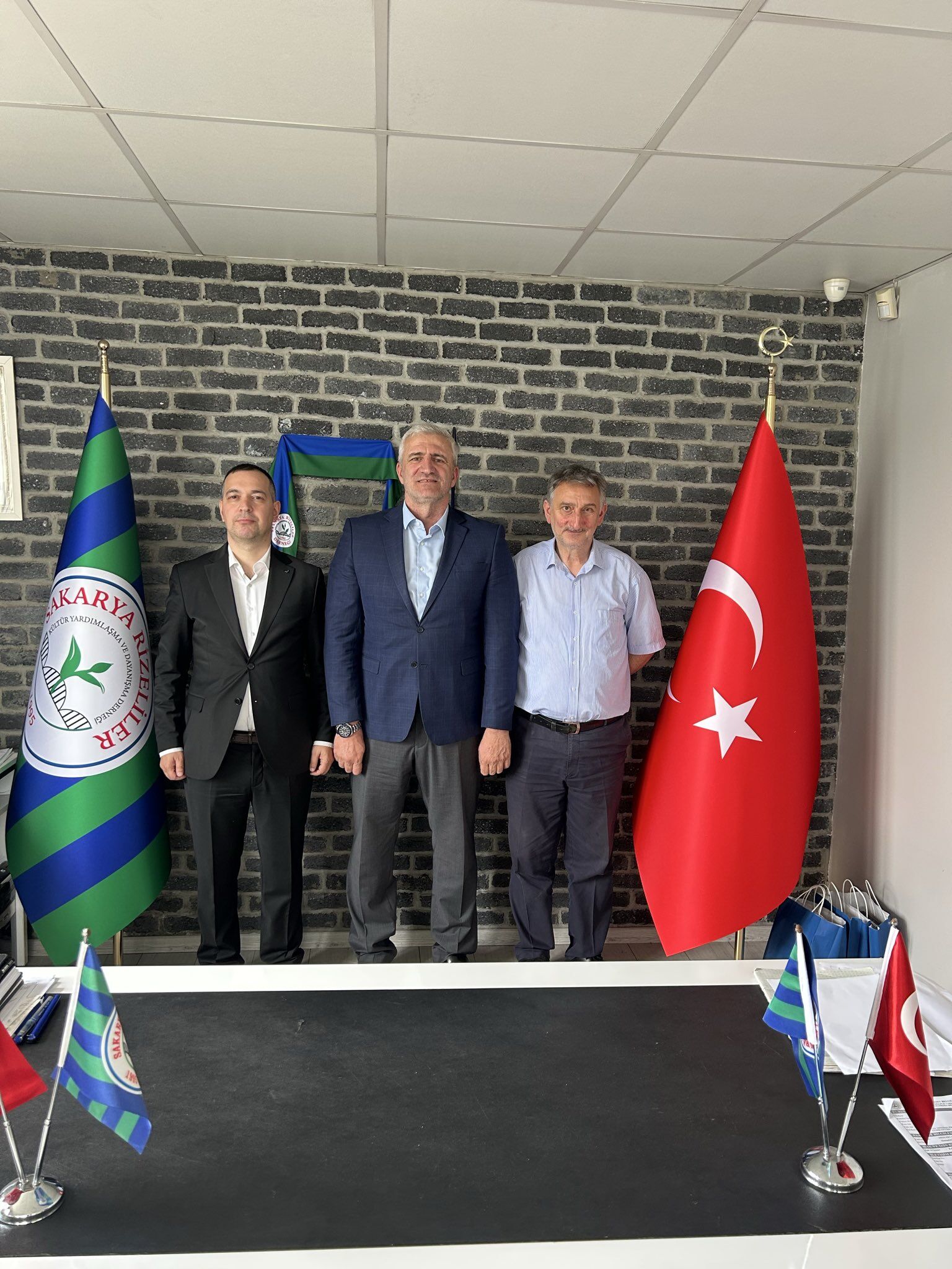 Sakarya Rizeliler Derneği’ne RİDEF yönetiminden ziyaret