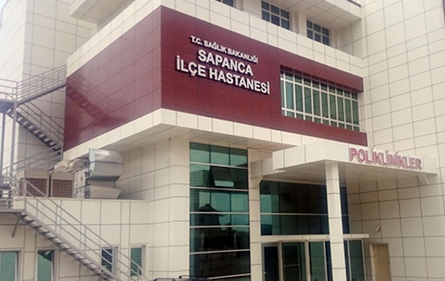 Çöp kamyonunun çarptığı genç kadın hayatını kaybetti