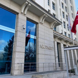 AK Parti teşkilatlarında yenilenme: 4 il başkanı görevden alındı