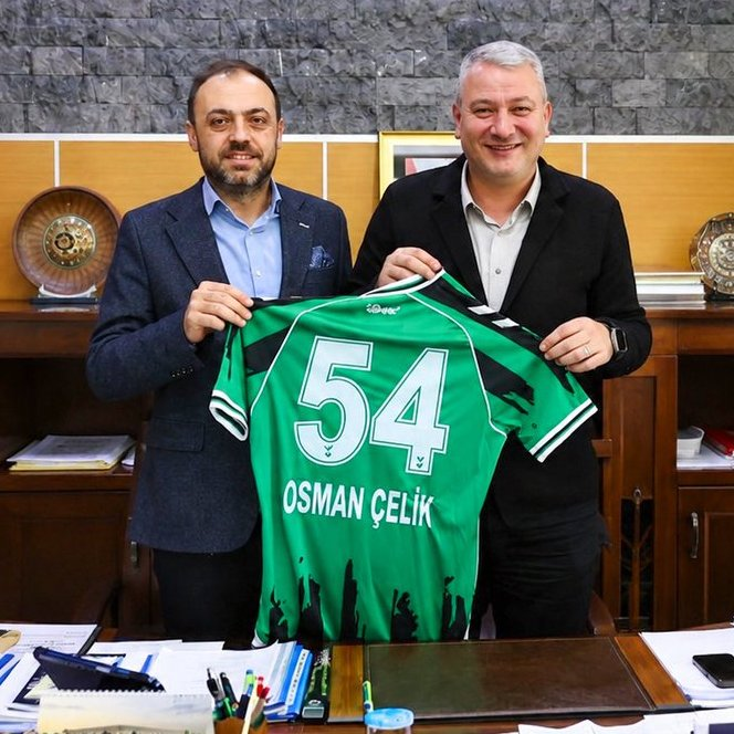 Sakaryaspor'a destek vaadi için gözler Başkan Çelik'te